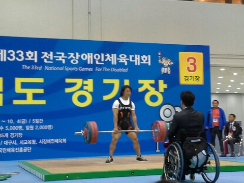 남자 -80Kg 스쿼트에서 은메달을 획득한 남동훈
(사진제공: 광주광역시청)