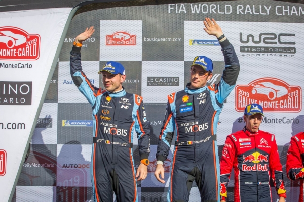 현대자동차는 2019 WRC 시즌 첫 대회인 몬테카를로 랠리에서 제조사 부문 1위를 달성했다