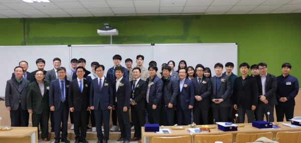 코리아텍이 개최한 2018학년도 장‧단기현장실습 성과발표회 현장