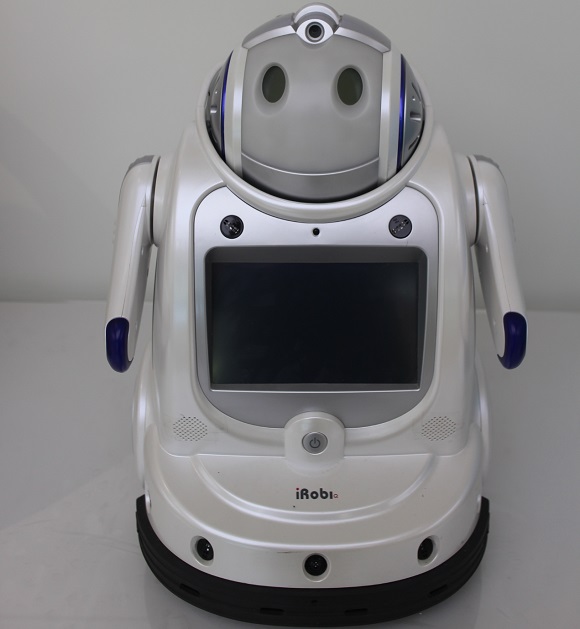 유진로봇이 개발한 국내 최초 교육용 로봇 아이로비.